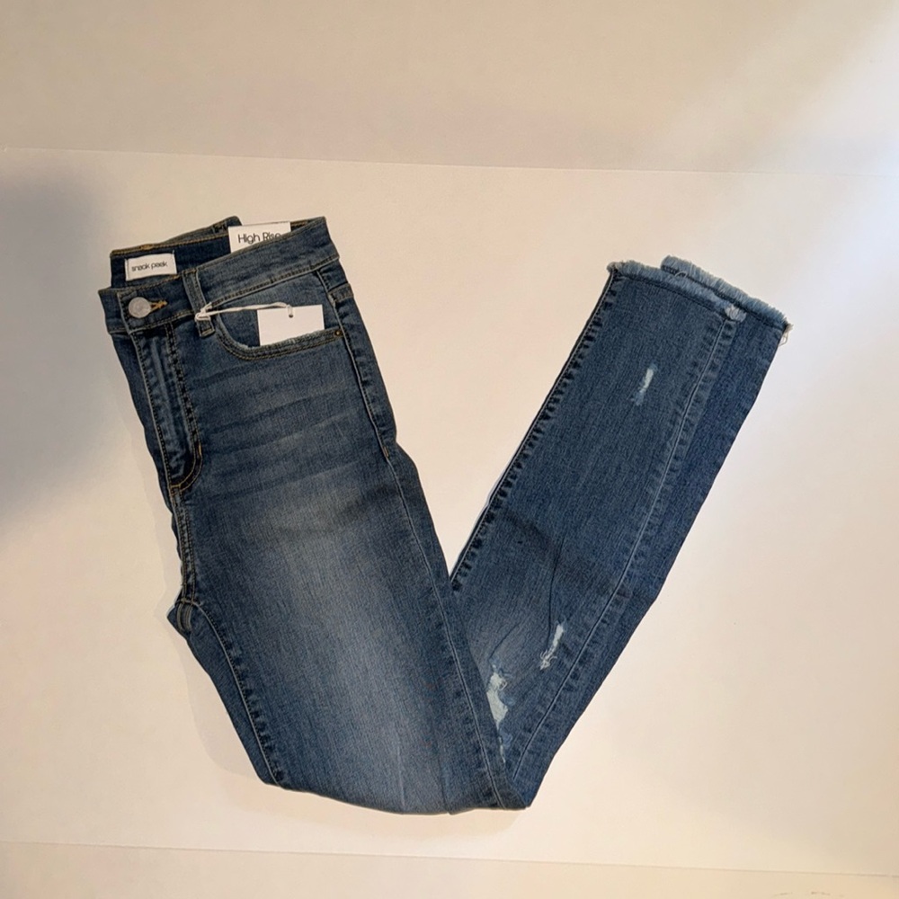 NWT Sneak Peek High Rise Skinny Jeans